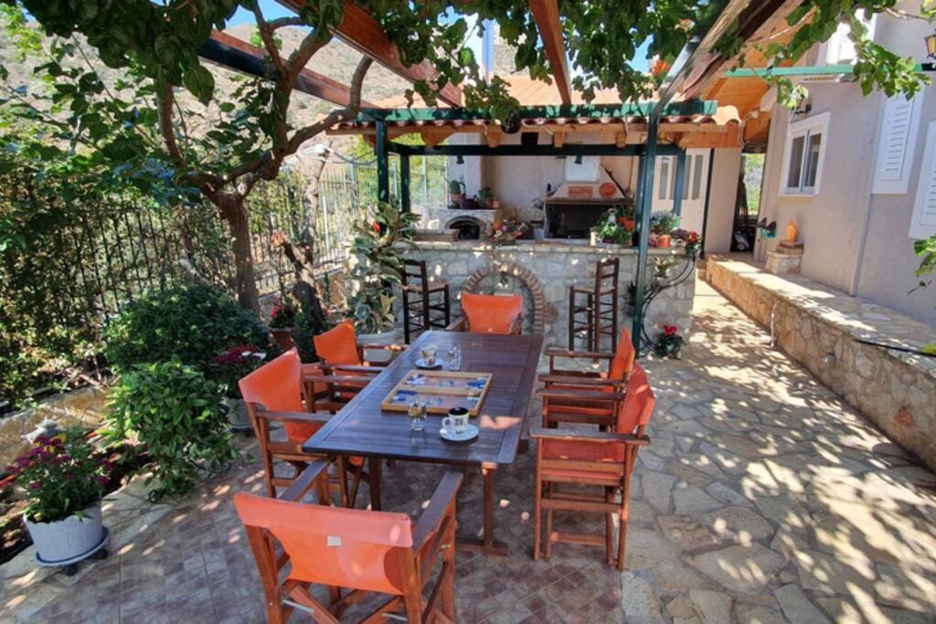 Villa Aliki Exterior photo